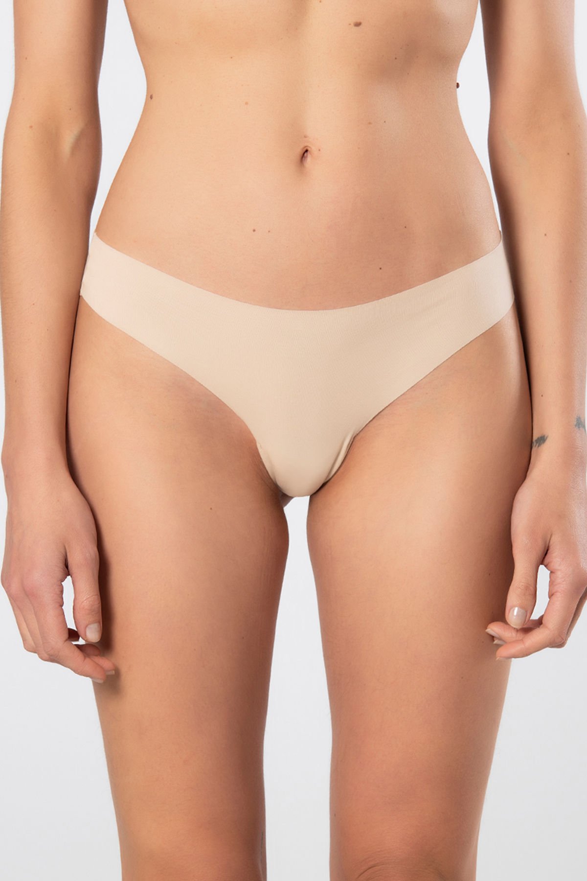 Türen Kadın Lazer Kesim Pamuklu String Külot