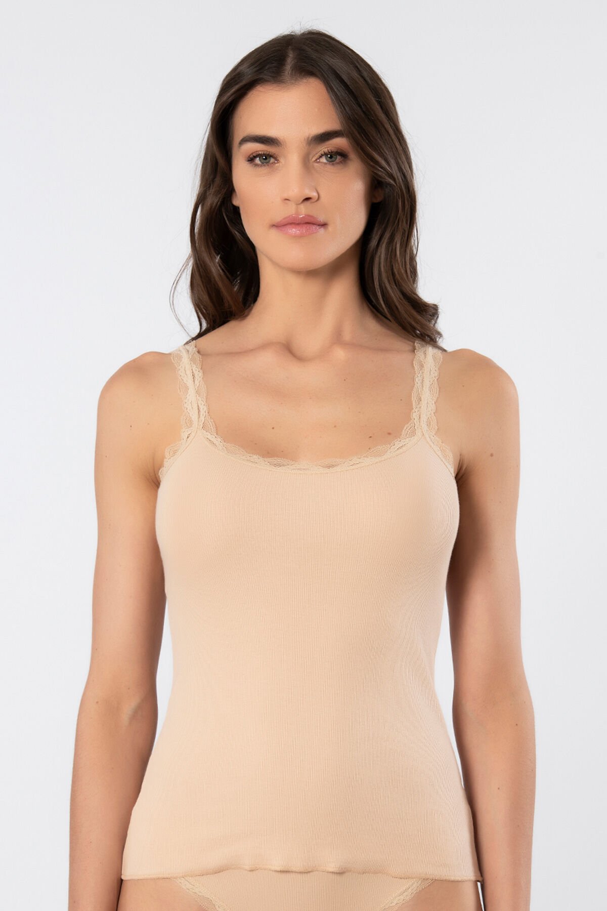 Türen Kadin Likrali Dantelli Ip Askili Kaskorse