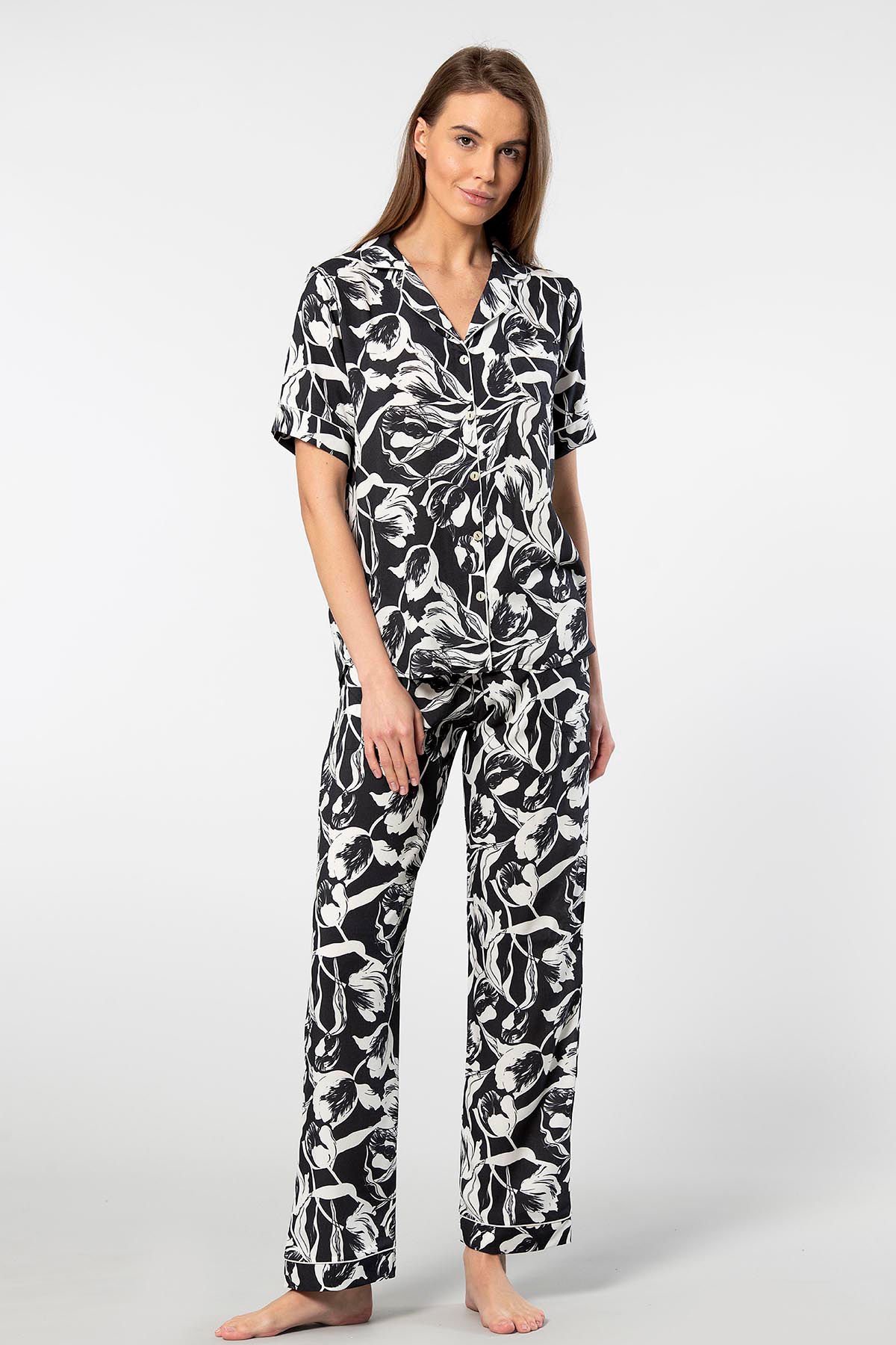 Türen Kadın Desenli Kısa Kol Dokuma Pijama Takımı